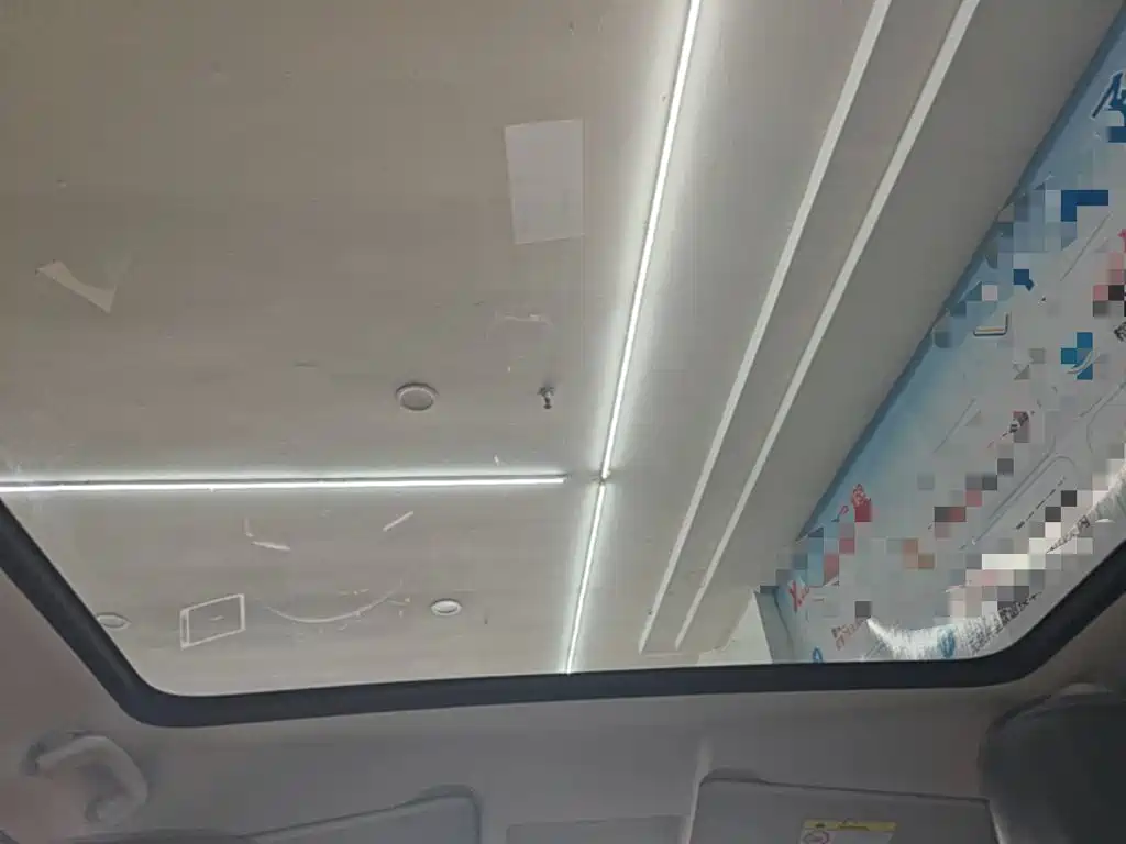 Land Rover Discovery Sport — миниатюра 18