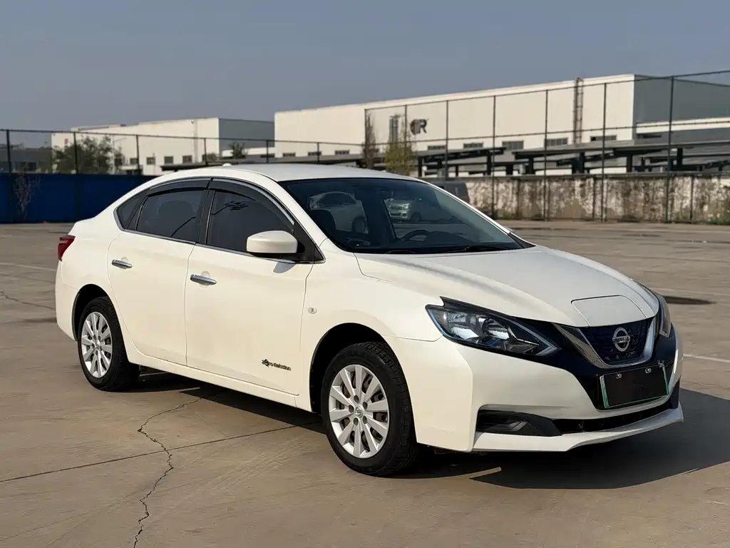 Nissan Sylphy EV — миниатюра 3