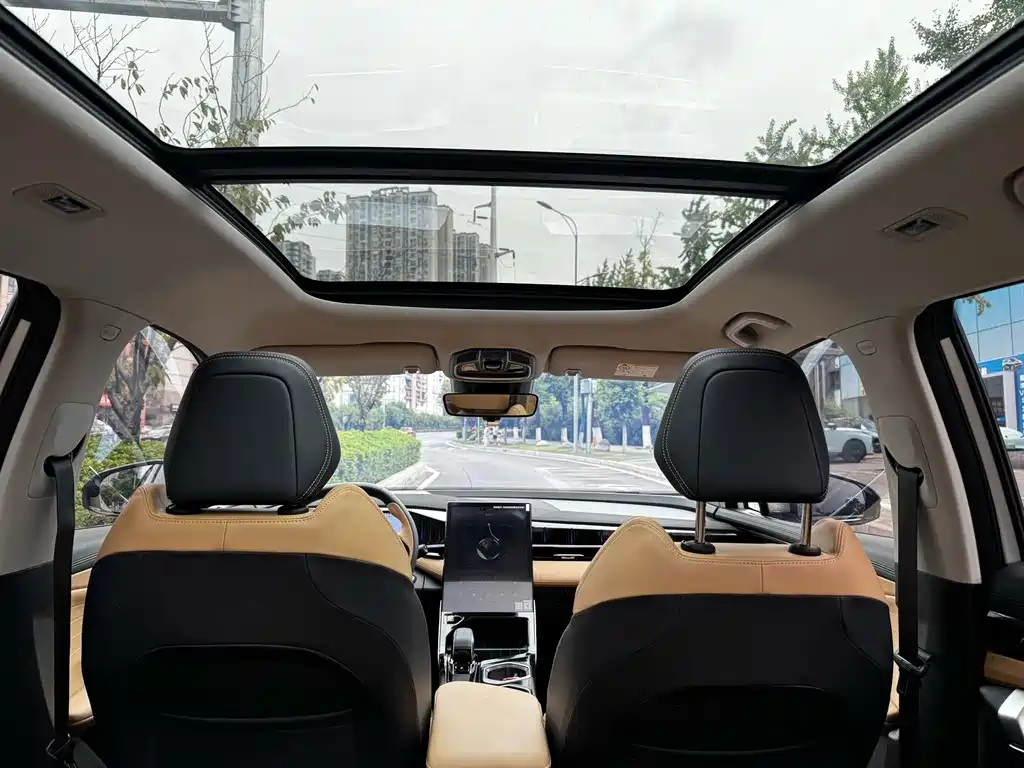 Geely Boyue L — миниатюра 14