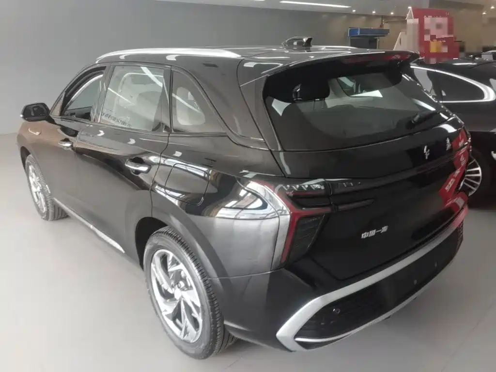 Hongqi Hongqi HS3 PHEV — миниатюра 5
