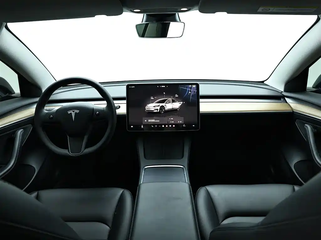 Tesla Model 3 — фотографии объявления, Фото 17