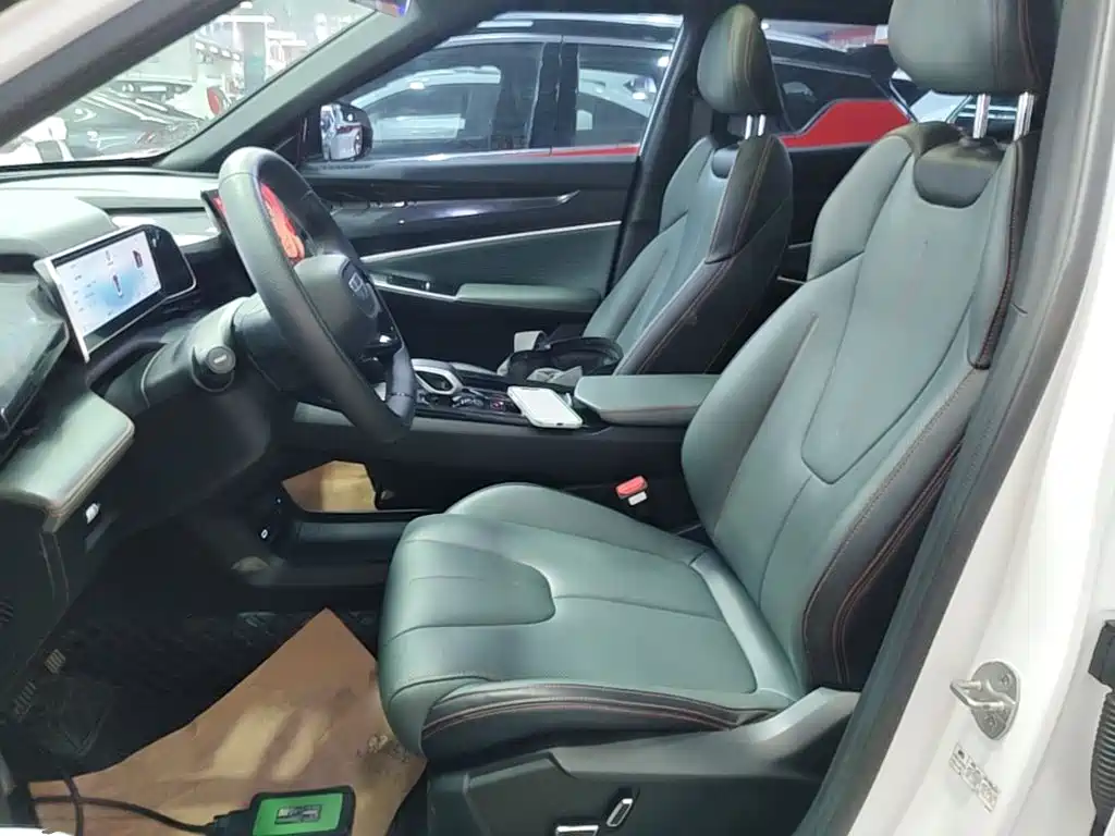 Geely Boyue — миниатюра 15