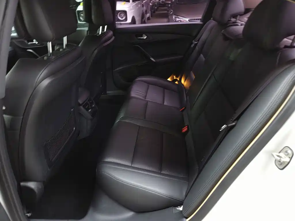 Peugeot 508 — миниатюра 6