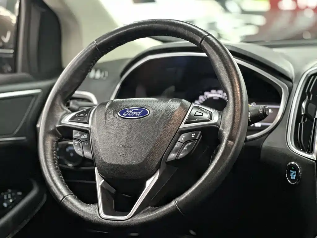 Ford Edge — миниатюра 22