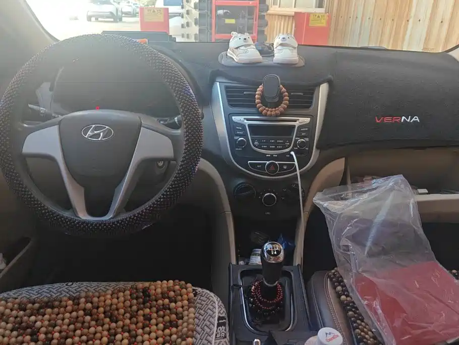 Hyundai Verna — миниатюра 12