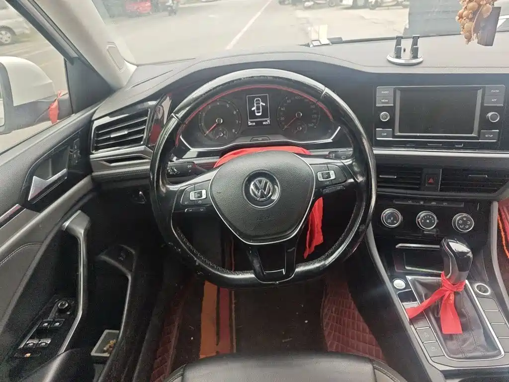 Volkswagen Sagitar — миниатюра 6