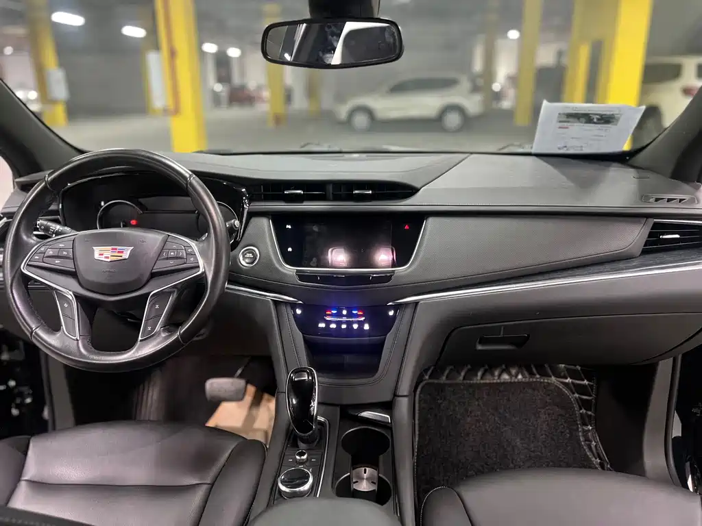 Cadillac XT5 — миниатюра 10