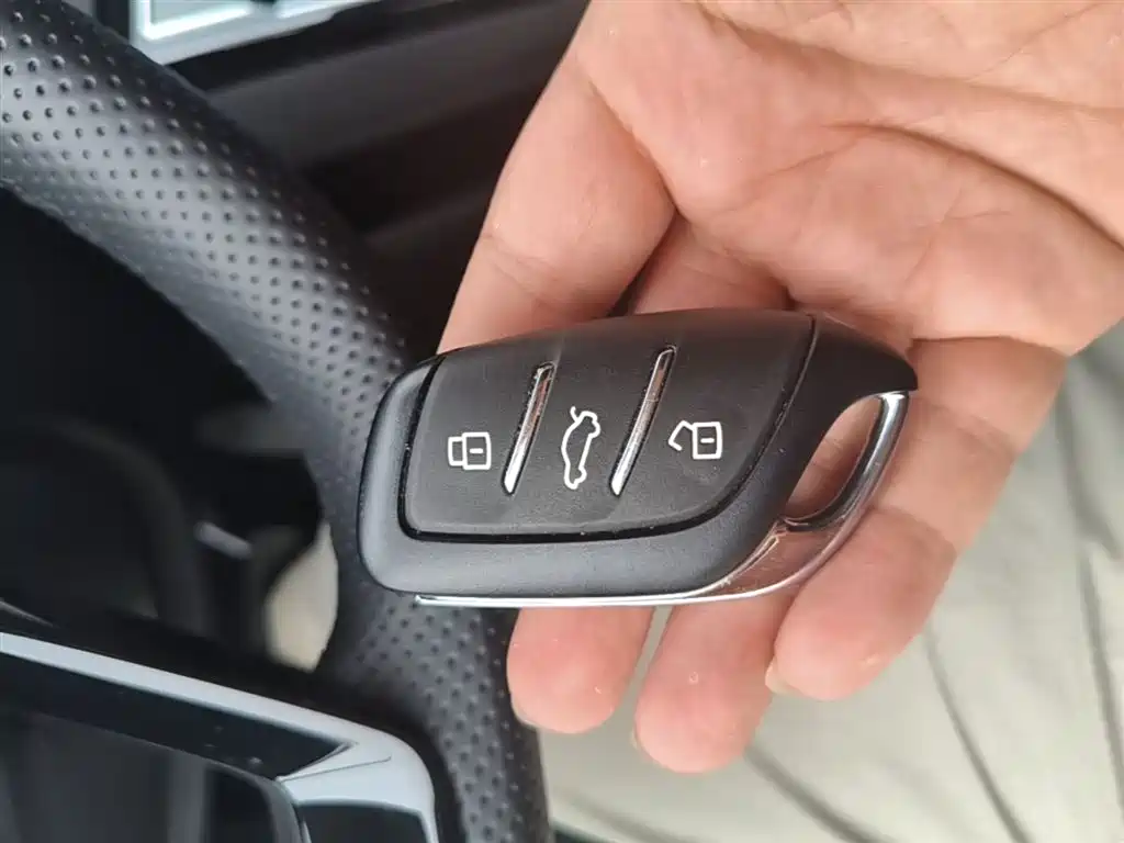 Roewe i5 2023 1.5L CVT