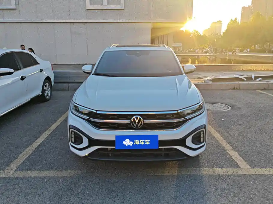 Volkswagen T-Roc — миниатюра 2