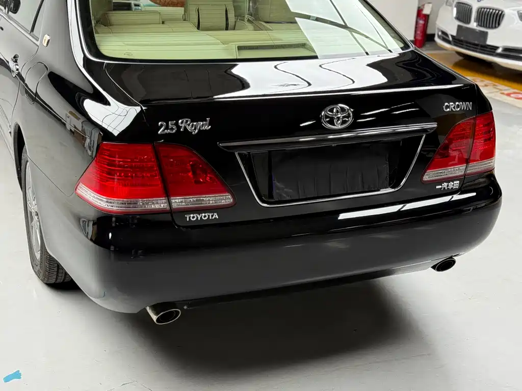 Toyota Crown 2009 2.5L Royal