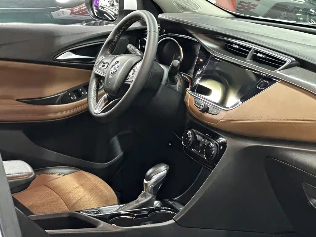 Buick Encore GX — миниатюра 10