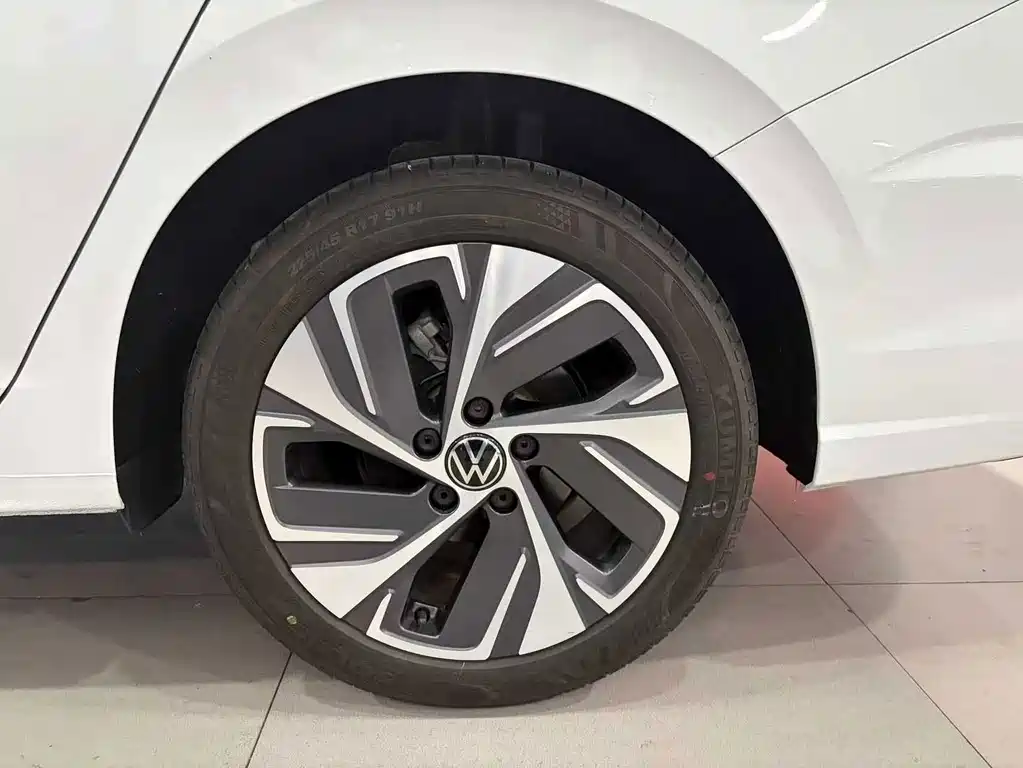 Volkswagen Bora — миниатюра 12
