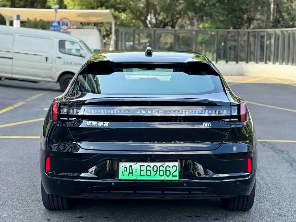 ZEEKR EXTREME KRYPTON 001