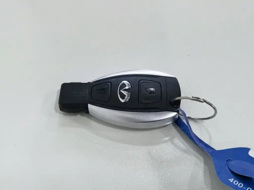 Infiniti QX30 — миниатюра 19