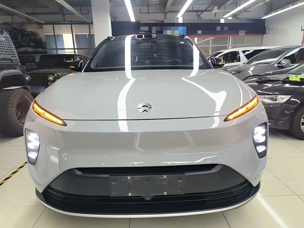 NIO ES8 — миниатюра 3