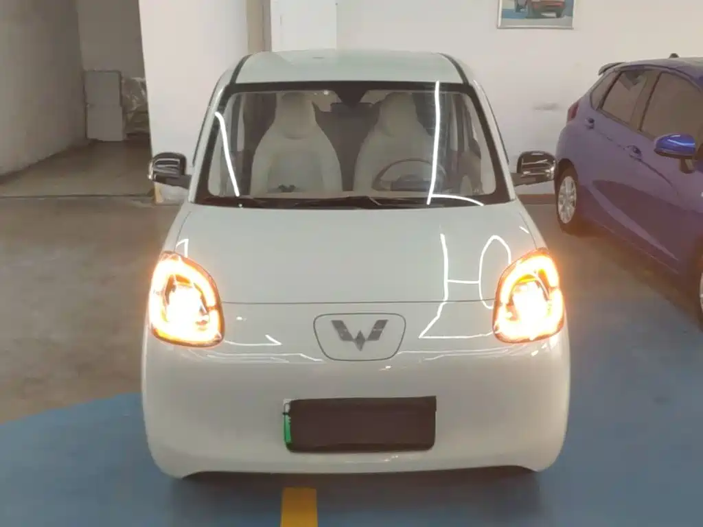 Wuling MINIEV — миниатюра 3