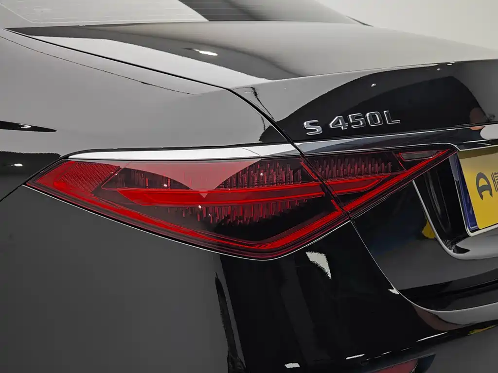 Mercedes-Benz S-Class — миниатюра 10