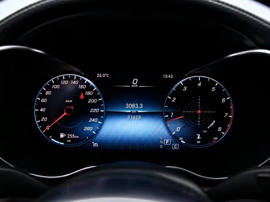 Mercedes-Benz C-Class — миниатюра 6