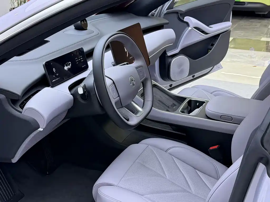 NIO ET5 — миниатюра 5