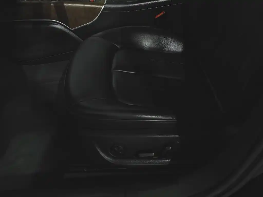Audi A6L — миниатюра 20