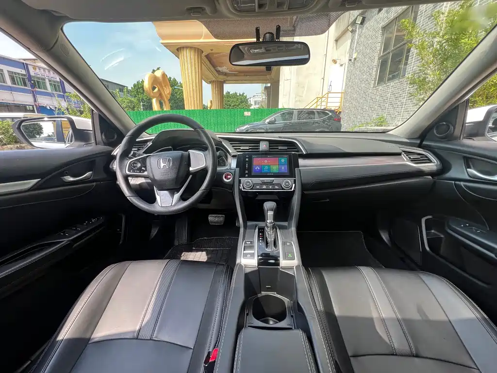 Honda Civic — миниатюра 17