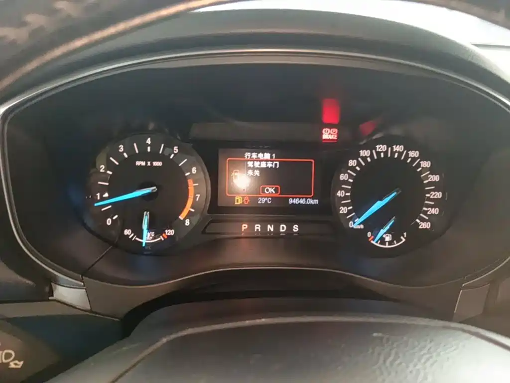 Ford Mondeo — миниатюра 12