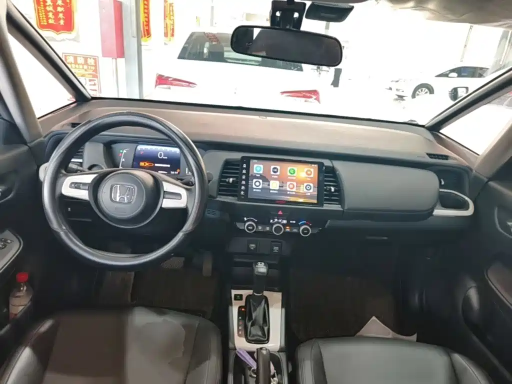 Honda Fit — миниатюра 10