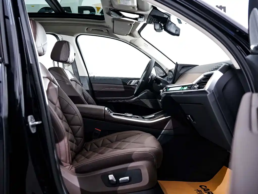 BMW X5 — миниатюра 11
