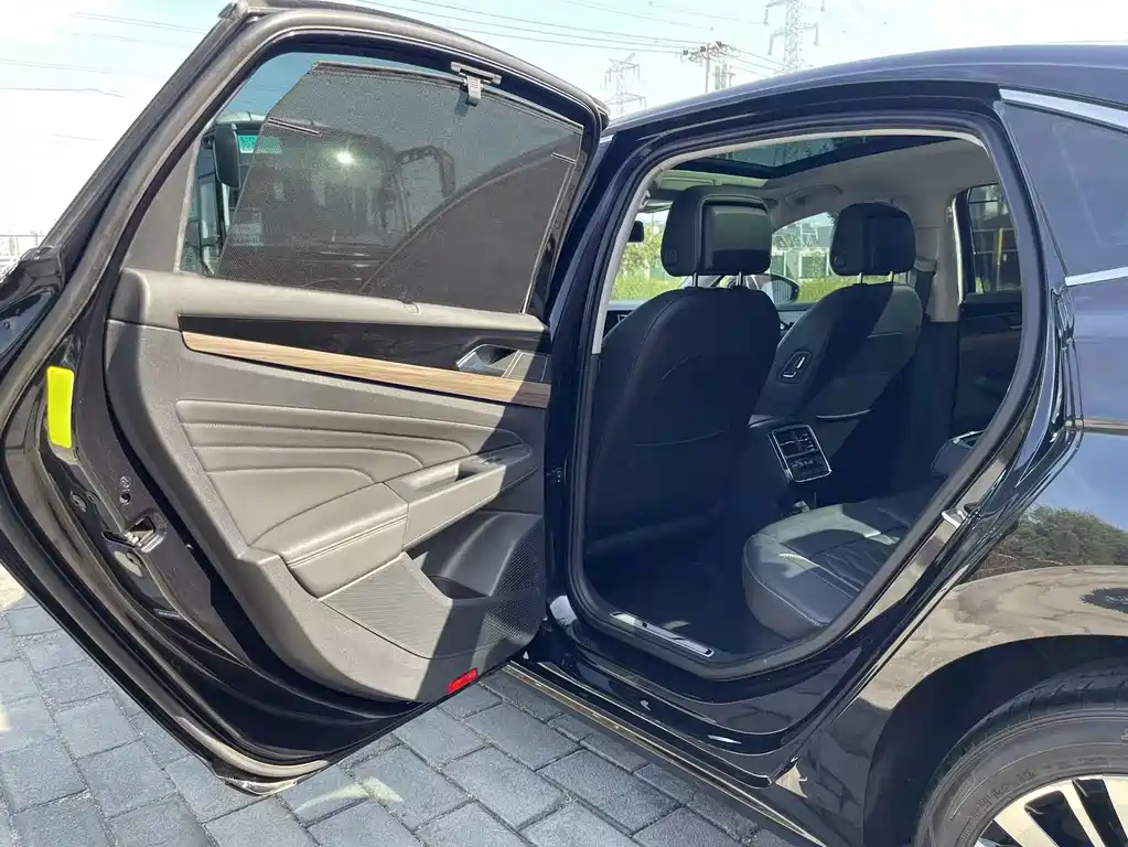Volkswagen Passat — миниатюра 12