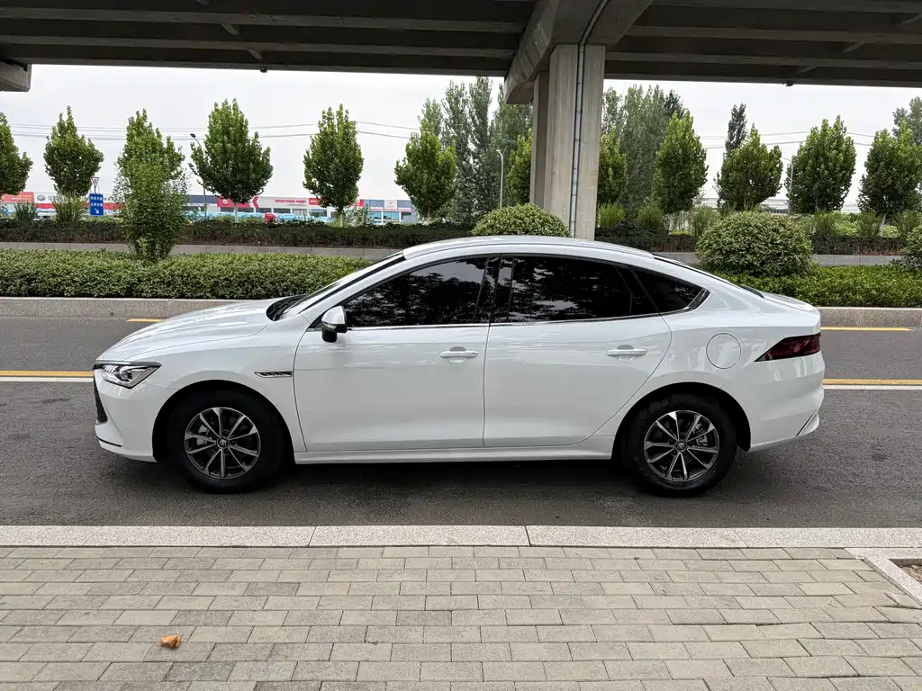 BYD Qin PLUS — миниатюра 3