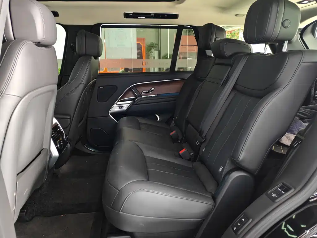 Land Rover Range Rover — миниатюра 11