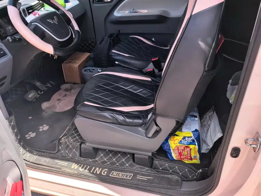 Wuling MINIEV — миниатюра 9