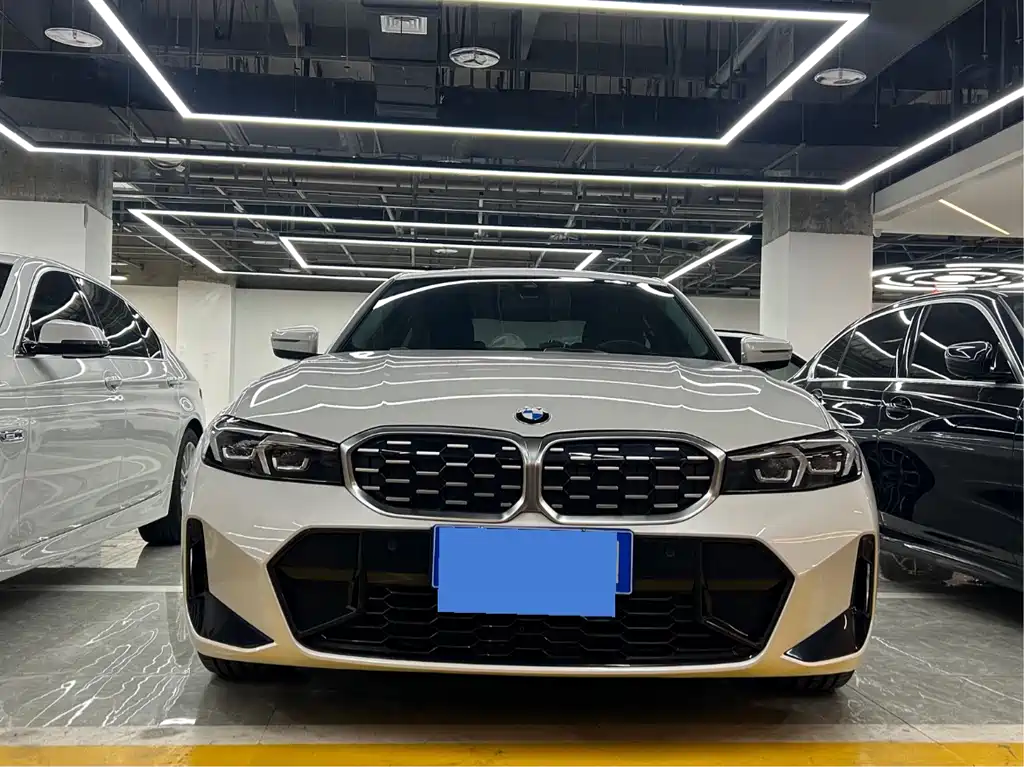 BMW 3 SERIES