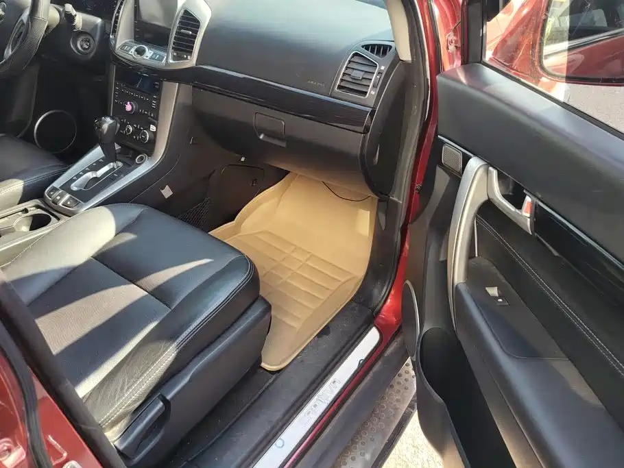 Chevrolet Captiva — миниатюра 8