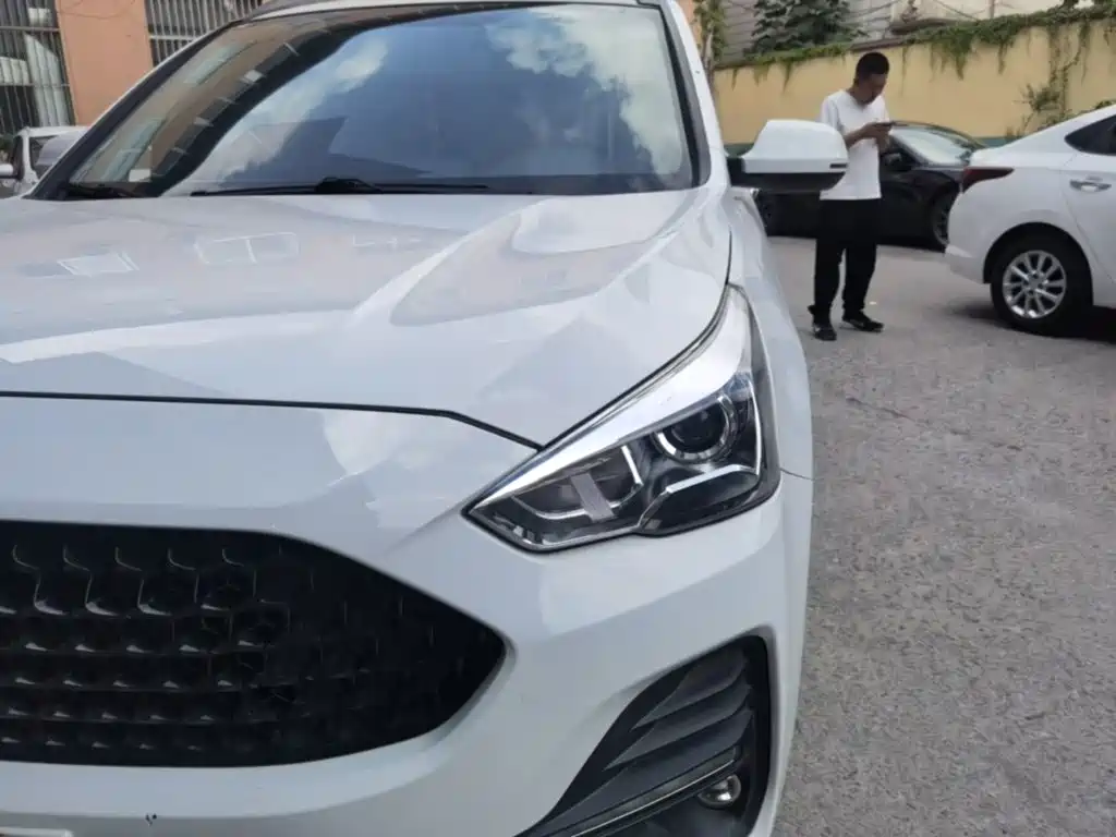 Haval M6 — миниатюра 24