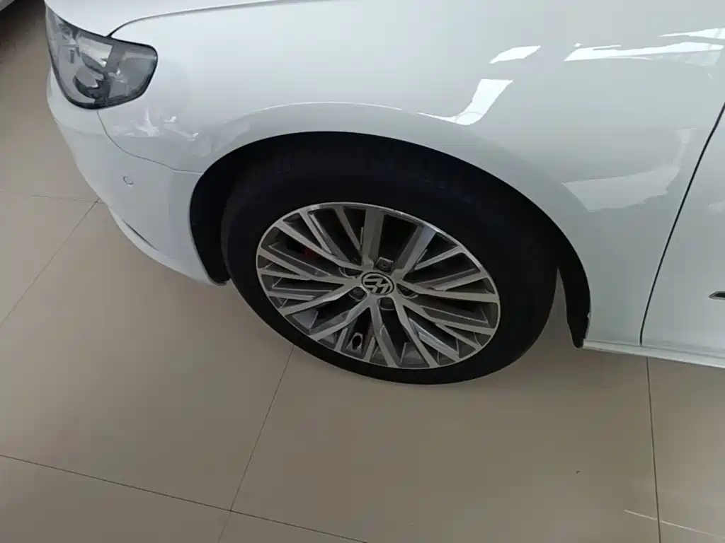 Volkswagen CC — миниатюра 23