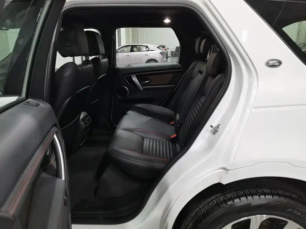 Land Rover Discovery Sport — миниатюра 15