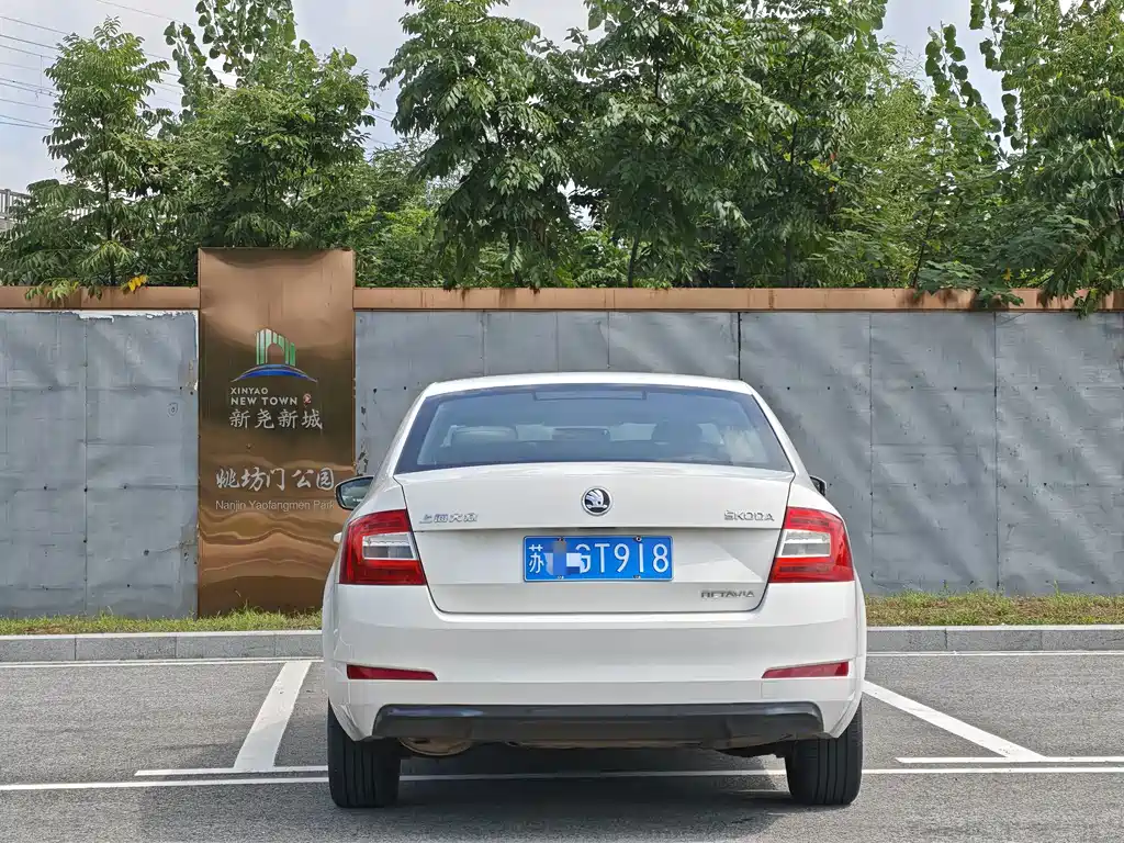 Skoda Octavia — миниатюра 6