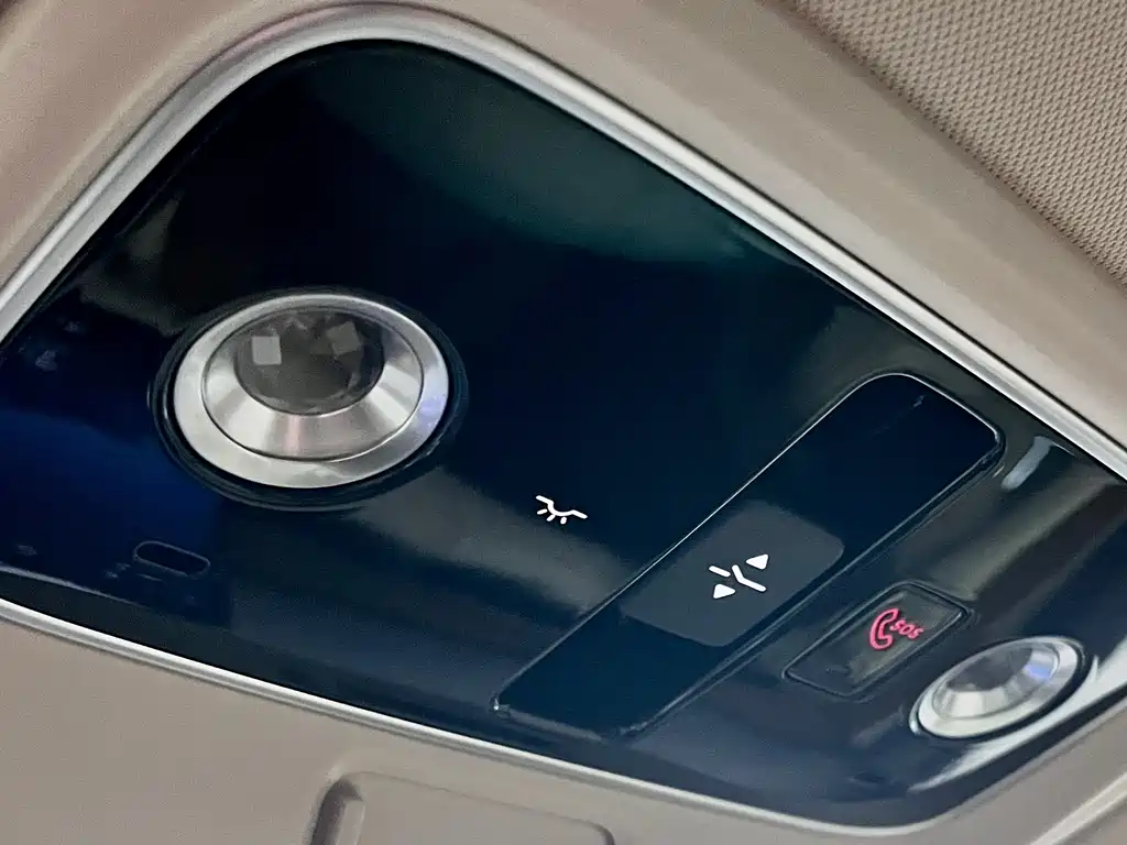 AITO ASK THE WORLD M7