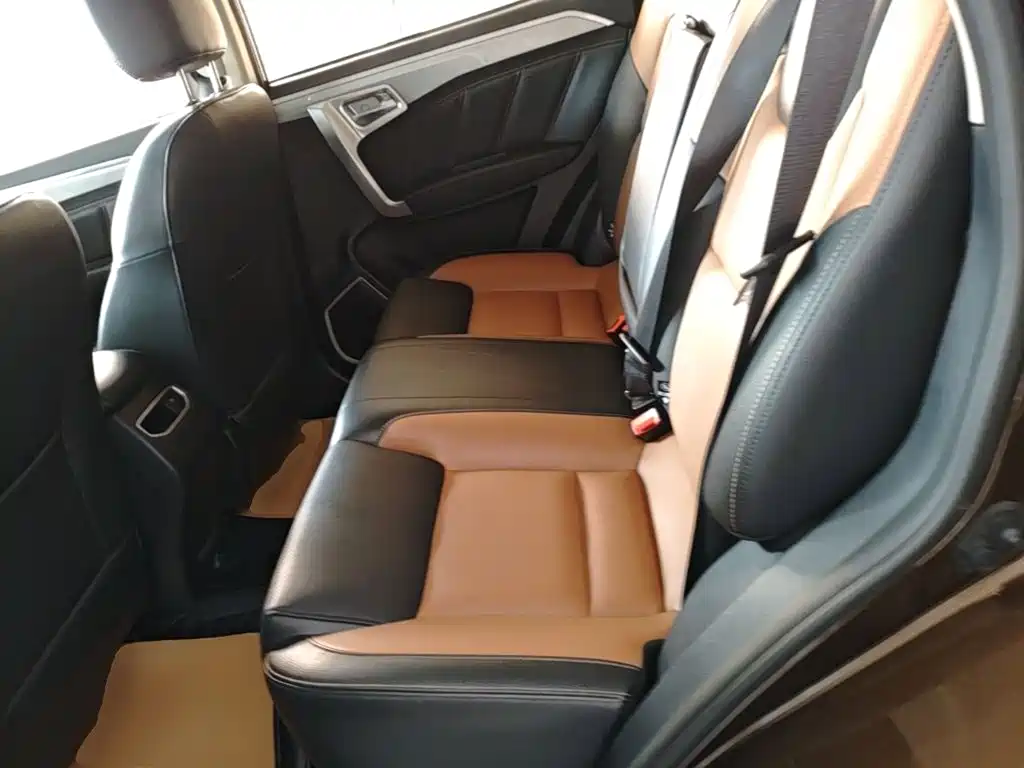 Geely Vision X6 — миниатюра 17