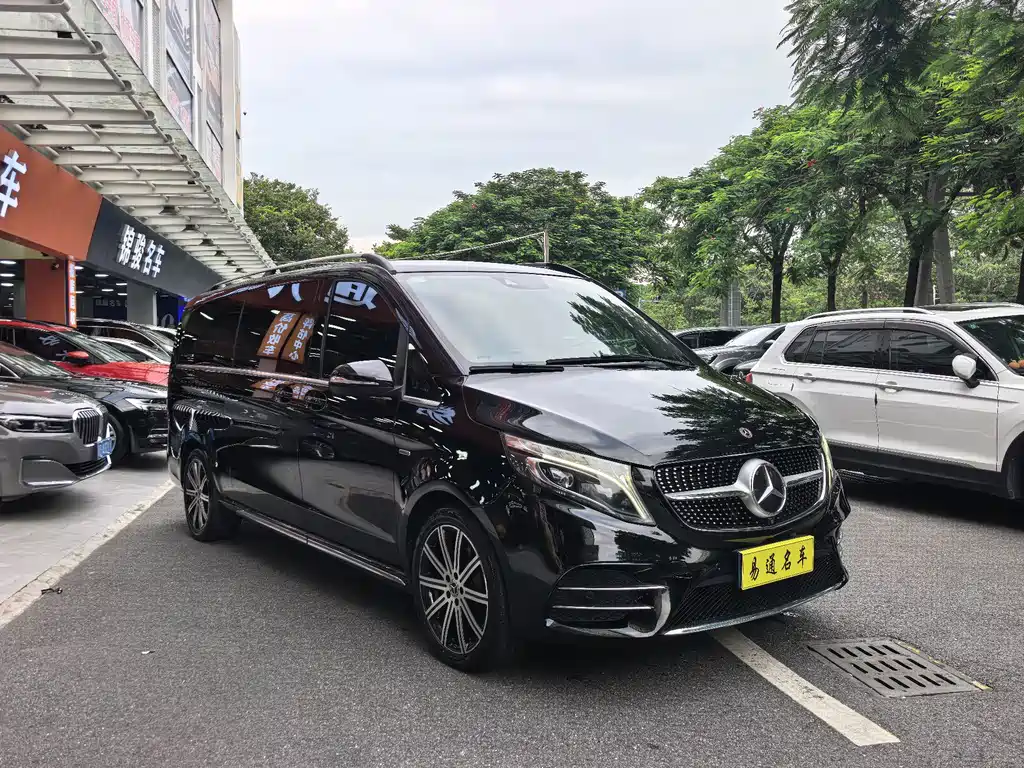 Mercedes-Benz V-Class — миниатюра 2