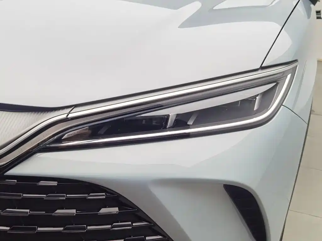 BYD L DM-i — миниатюра 7
