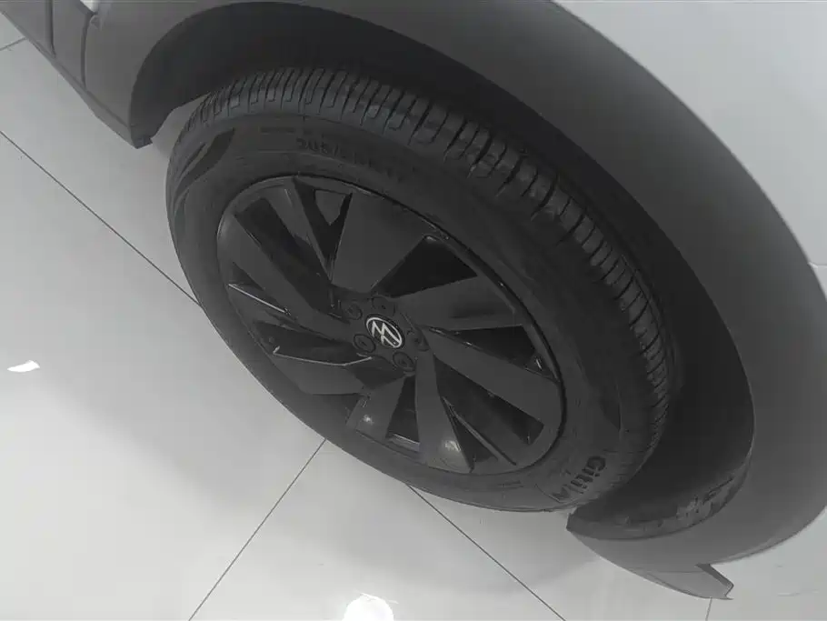 Volkswagen Tharu 2025 1.5L