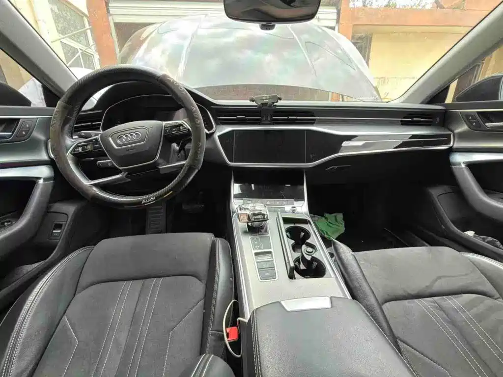 Audi A7L — миниатюра 2