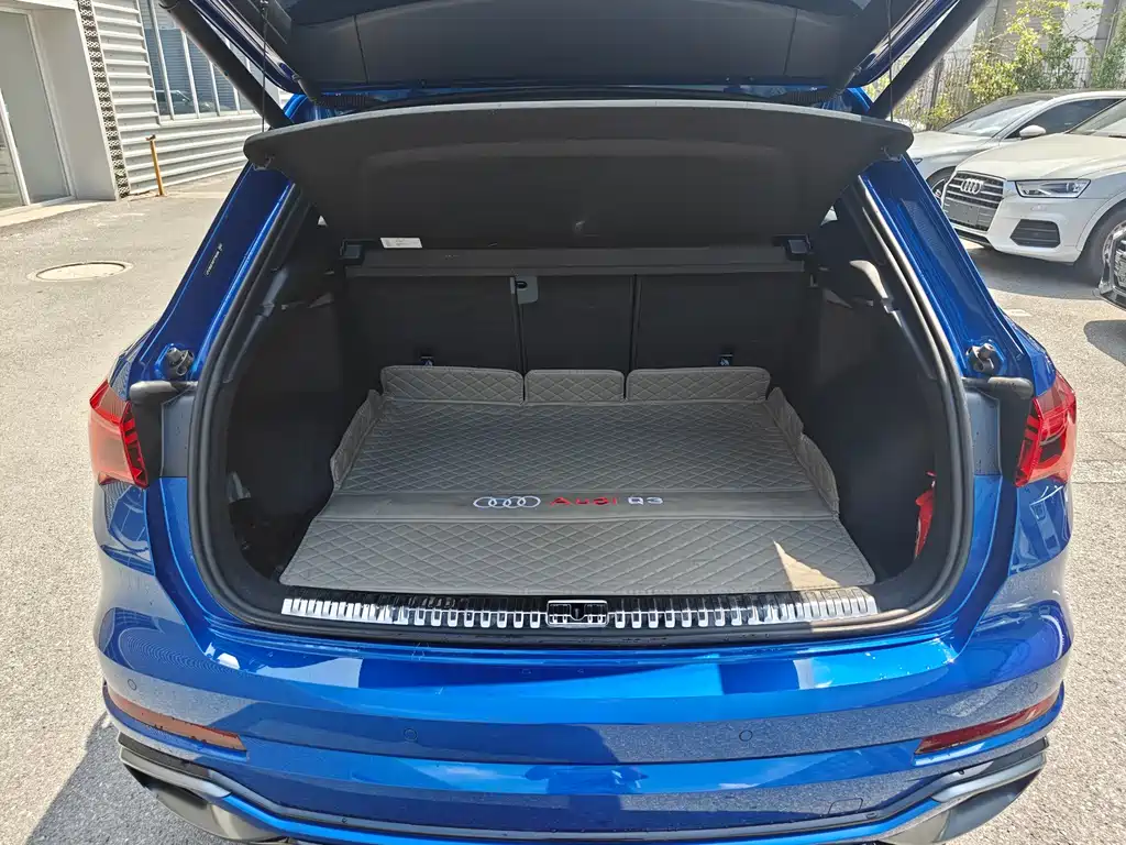 Audi Q3 — миниатюра 14