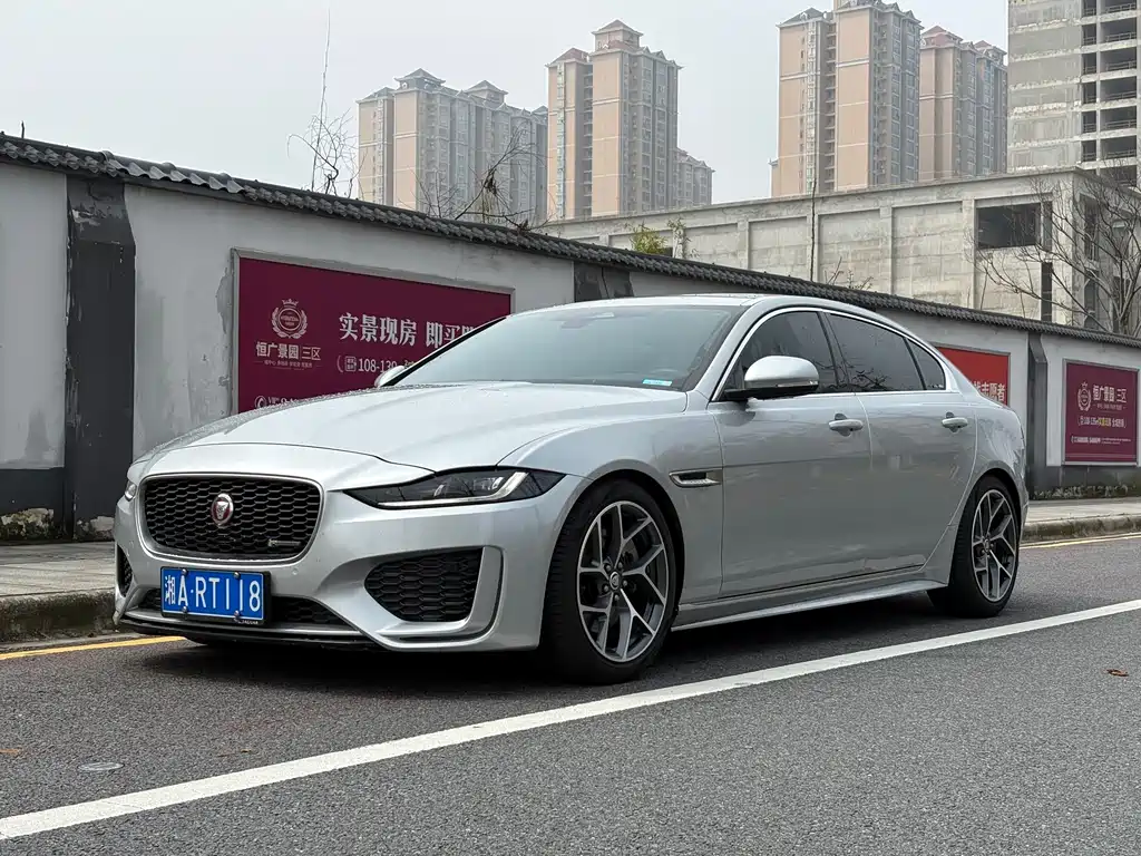 Купить Jaguar XEL