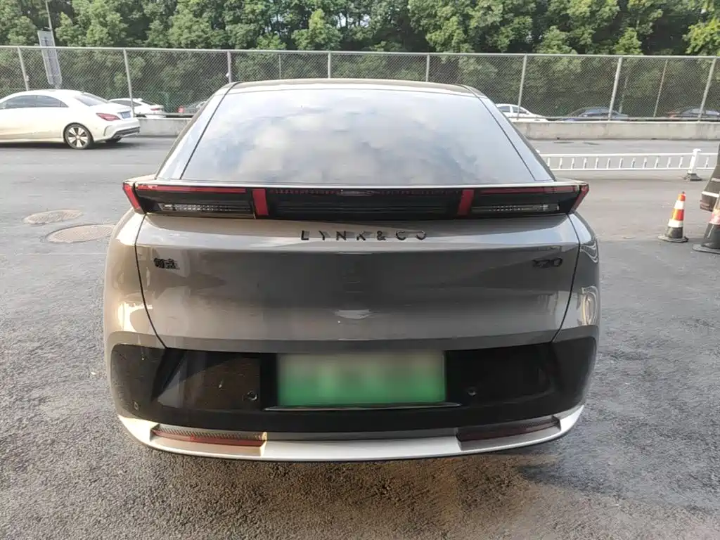 Lynk & Co Z20 — миниатюра 6