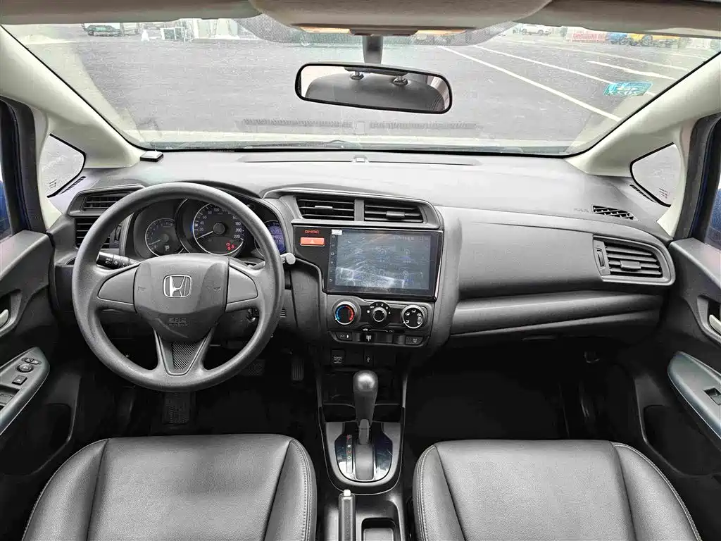 Honda Fit — миниатюра 12