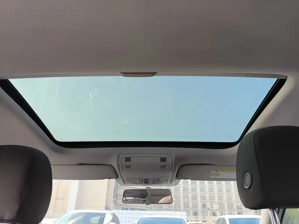 Volkswagen Golf — миниатюра 18