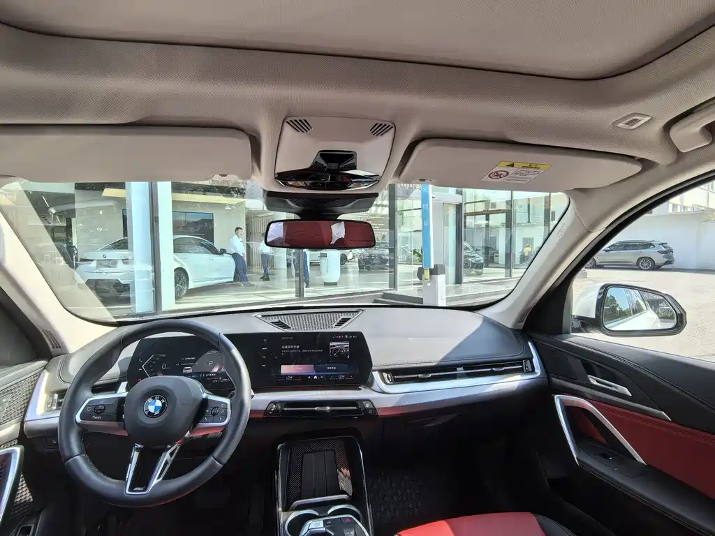 BMW X1 2025 sDrive25Li M Sport